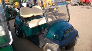 CLUB CAR ELECTRIC GOLF BUGGY