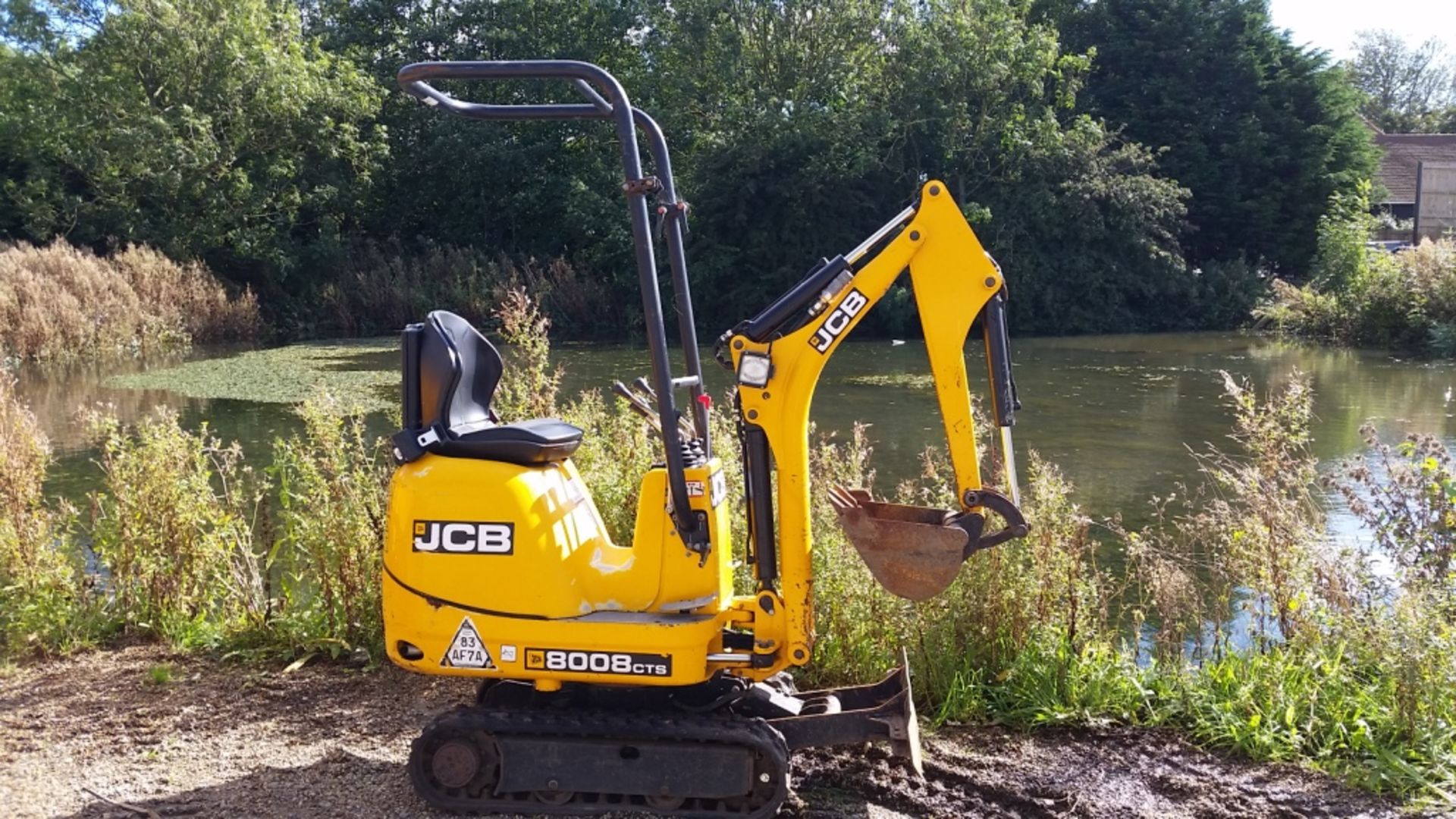 JCB 8008 MICRO EXCAVATOR YEAR 2012 BUILD