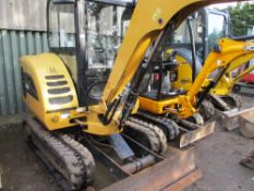 Caterpillar 302.5 Mini digger