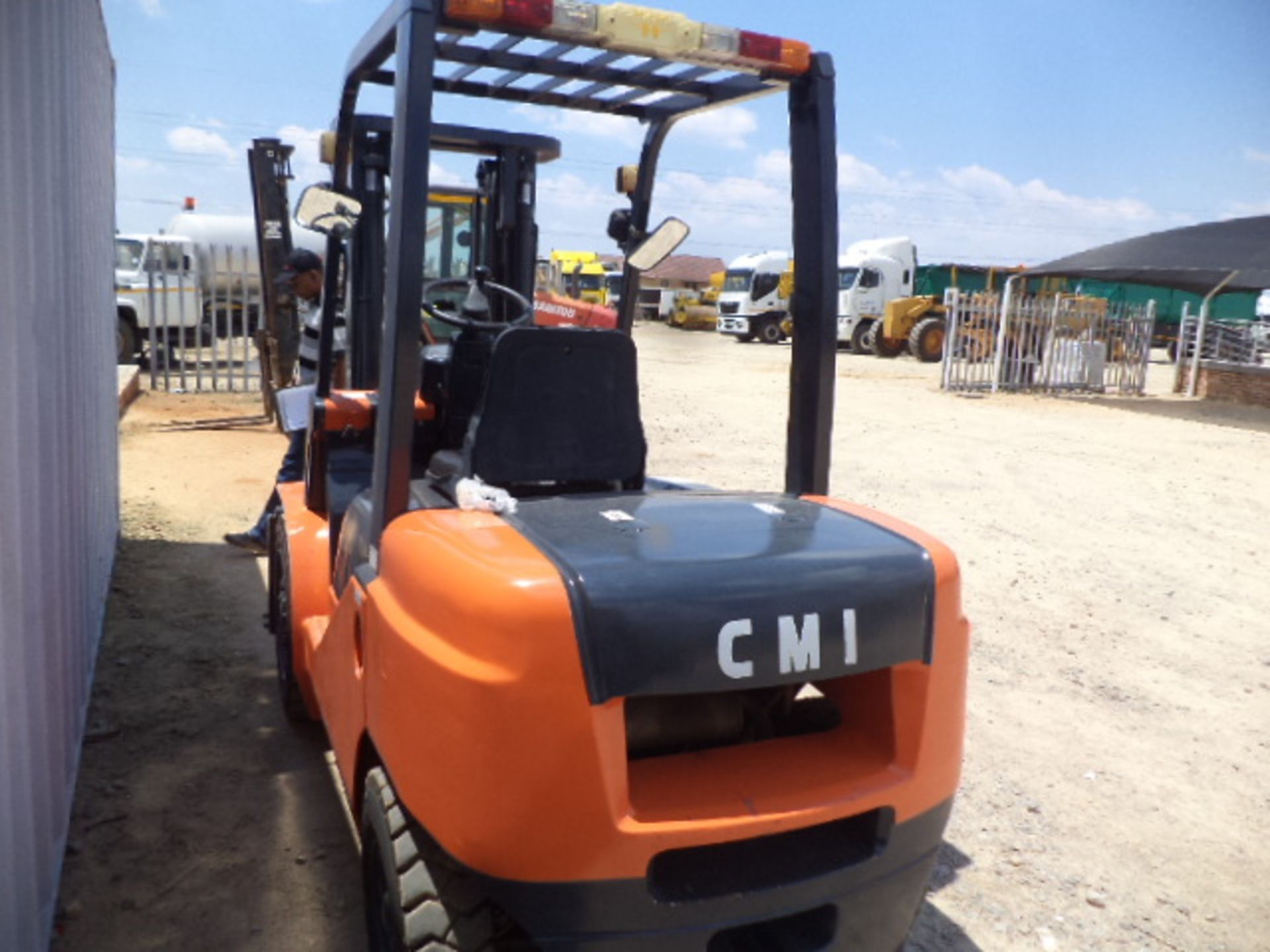 CMi CPGD 30 Diesel Forklift (S#: 08020208) (36 hrs )