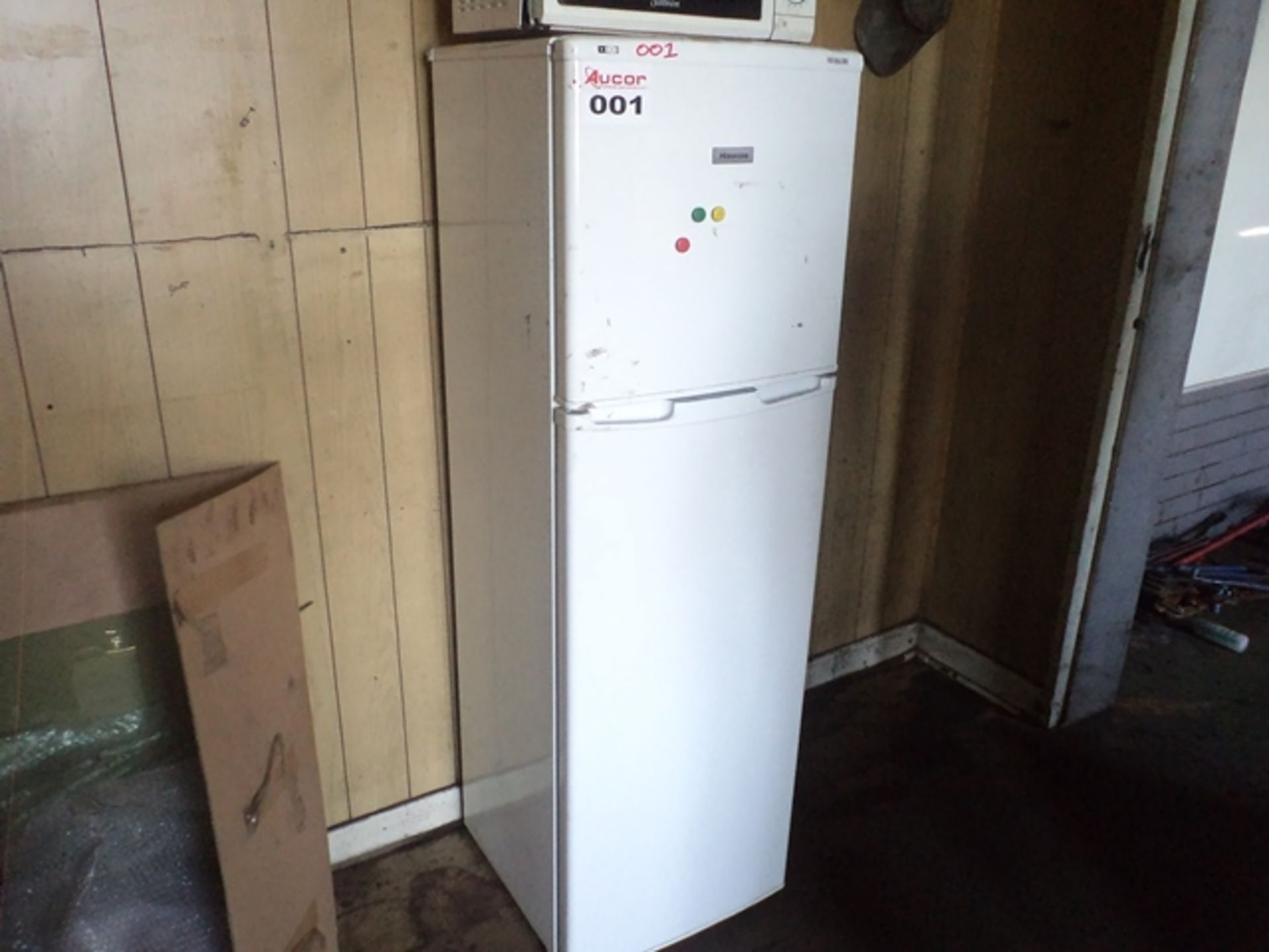 HISENSE FRESH AND COOL 2 DOOR FRIDGE