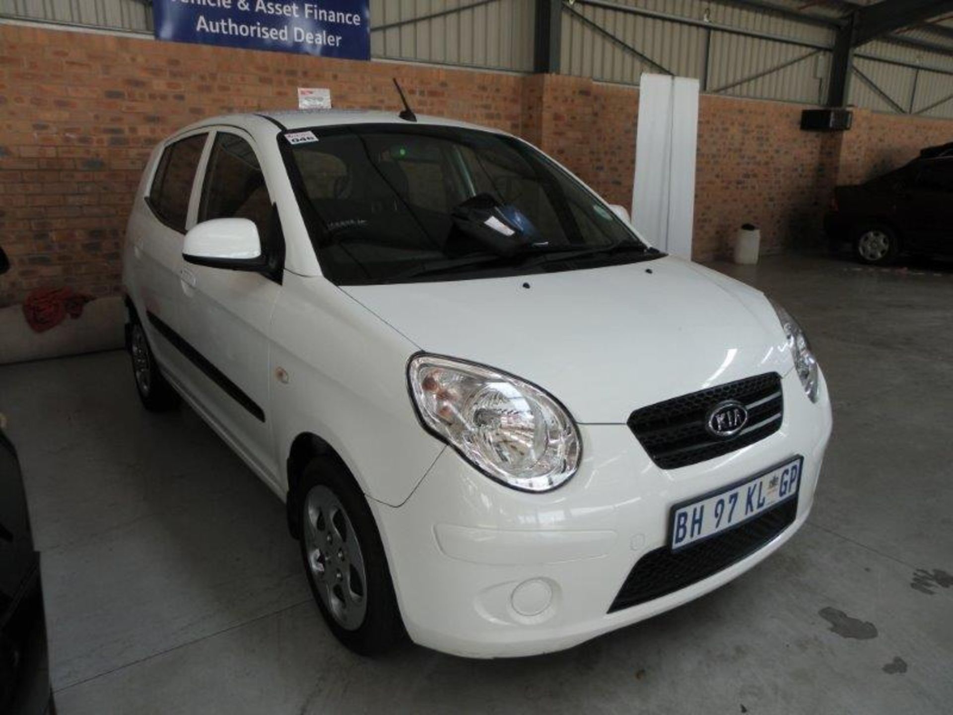 2011-06-13 BH97KLGP Kia Picanto 1.2 LX (Vin No: KNABJ513LBT114852 )(109 974 kms)