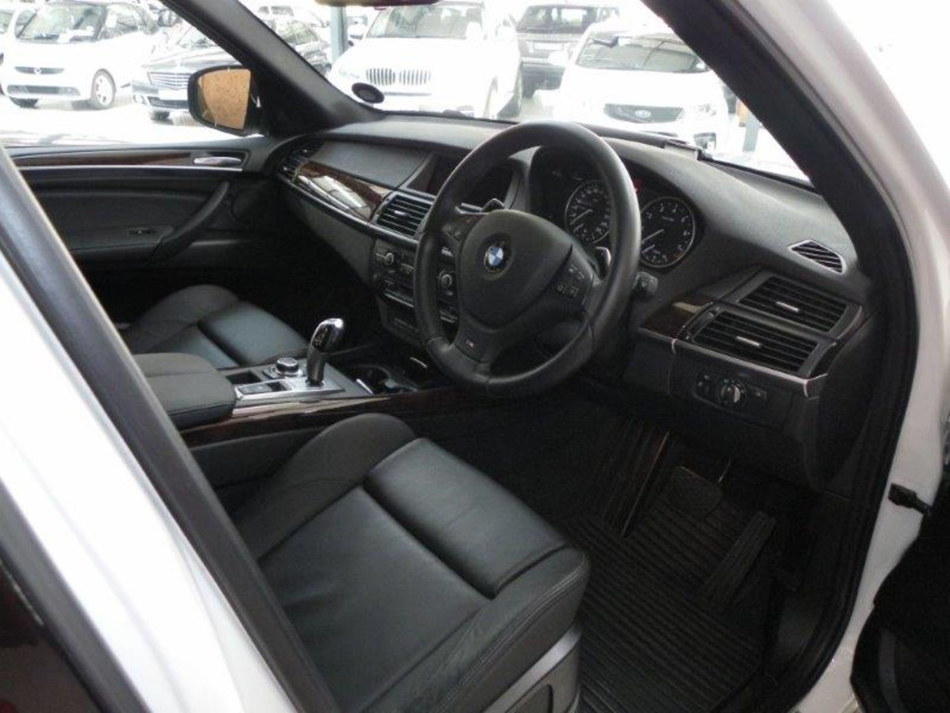 2013 DBV059L BMW X5 5.0 X-Drive M Sport Auto (Vin No: WBAZV82090LV39961 )(Black Leather, Sunroof, - Image 5 of 7