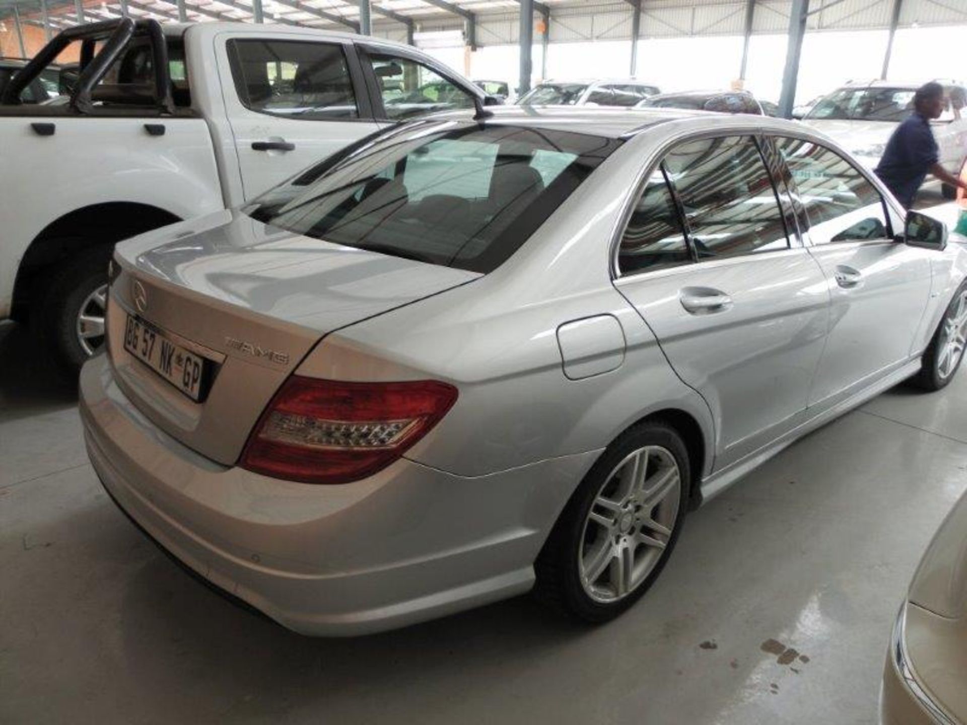 2011 BG57NKGP Mercedes-Benz C220 Blue Efficiency Avantgarde Auto (Vin No: WDD2040022R174547 )( - Image 6 of 7