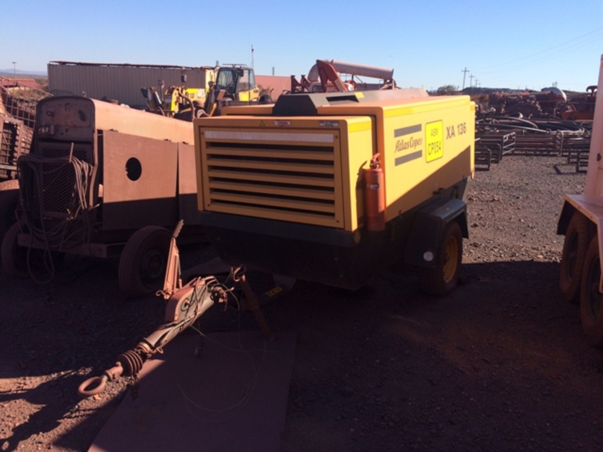 ATLAS COPCO XA136MOBILE AIR COMPRESSOR WITH DEUTZ ENGINE STARTER REMOVED SN:00988545BEESHOEK MINE,NC - Image 2 of 5