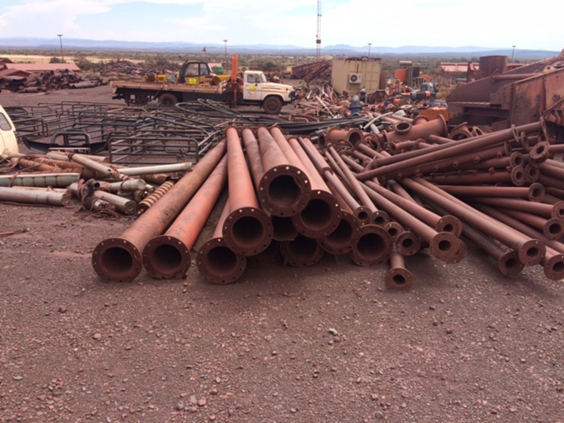 LOT ASSORTED FLANGED PIPES (QTY 112) (BEESHOEK MINE,NC) - Image 5 of 7