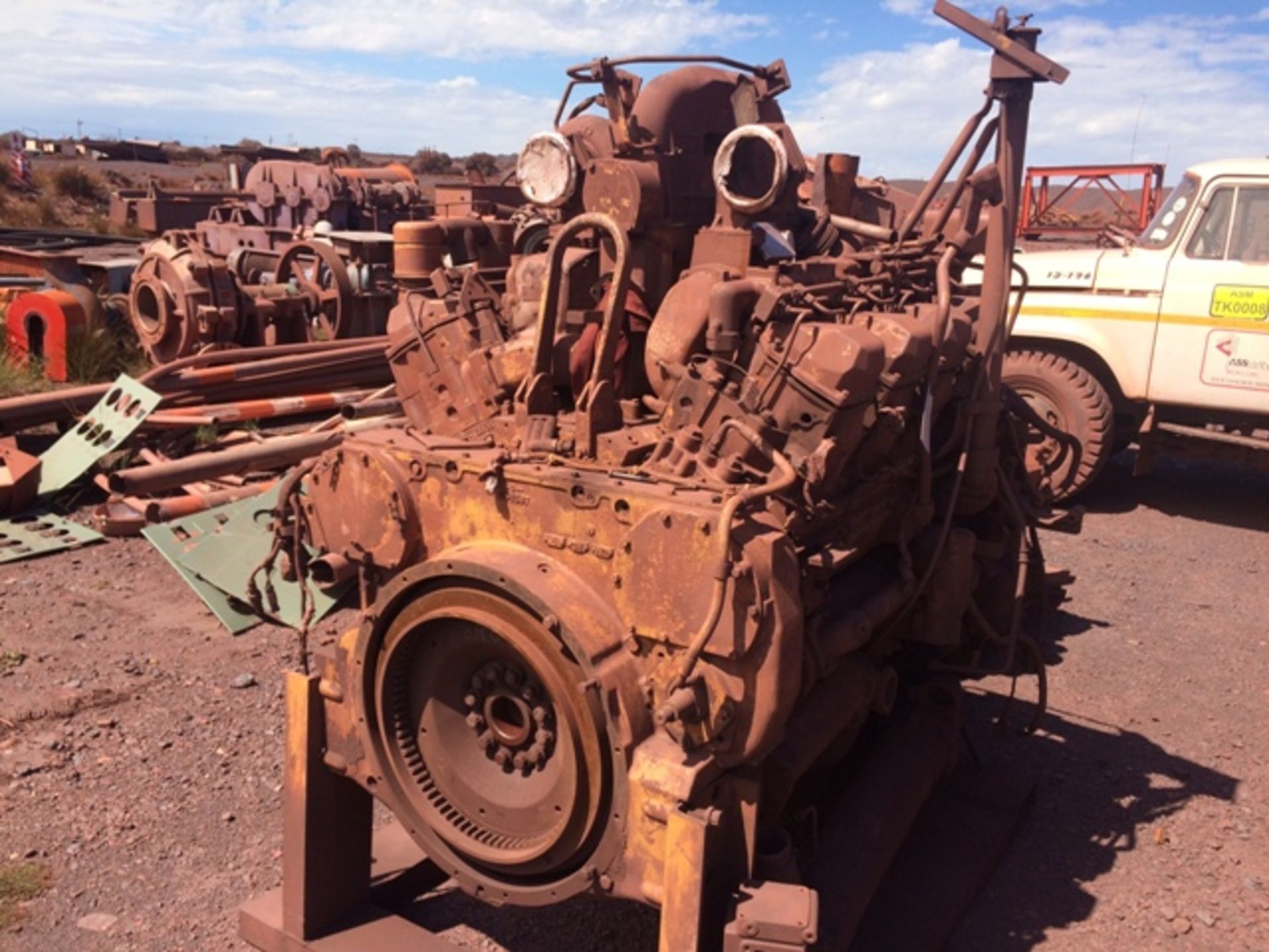 CAT 777D ENGINE (BEESHOEK MINE,NC) - Image 2 of 2