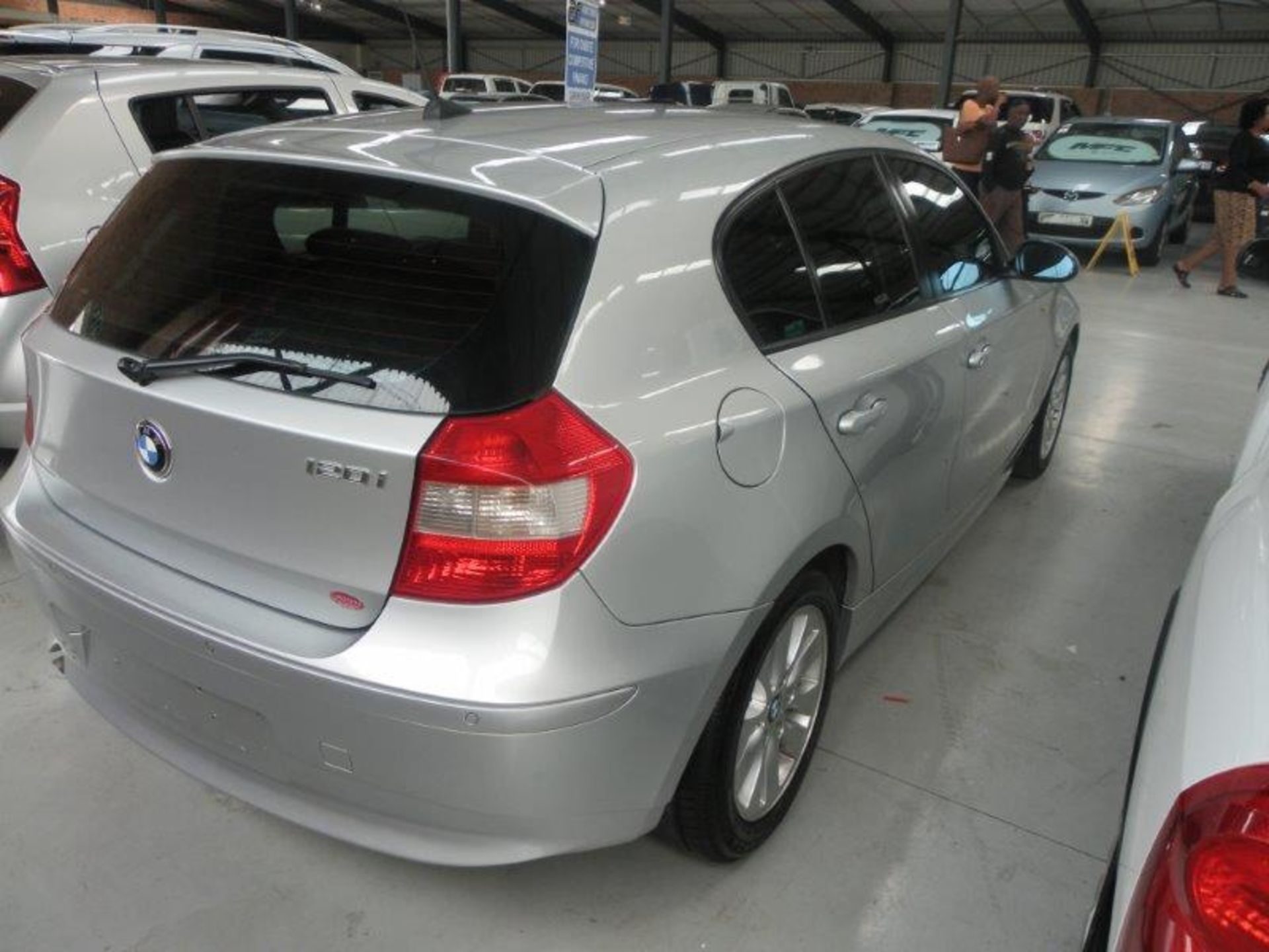 2006 CWM867L BMW 120i (E87) (Vin No: WBAUF52040PM66335 )(143 350 kms) - Image 2 of 5