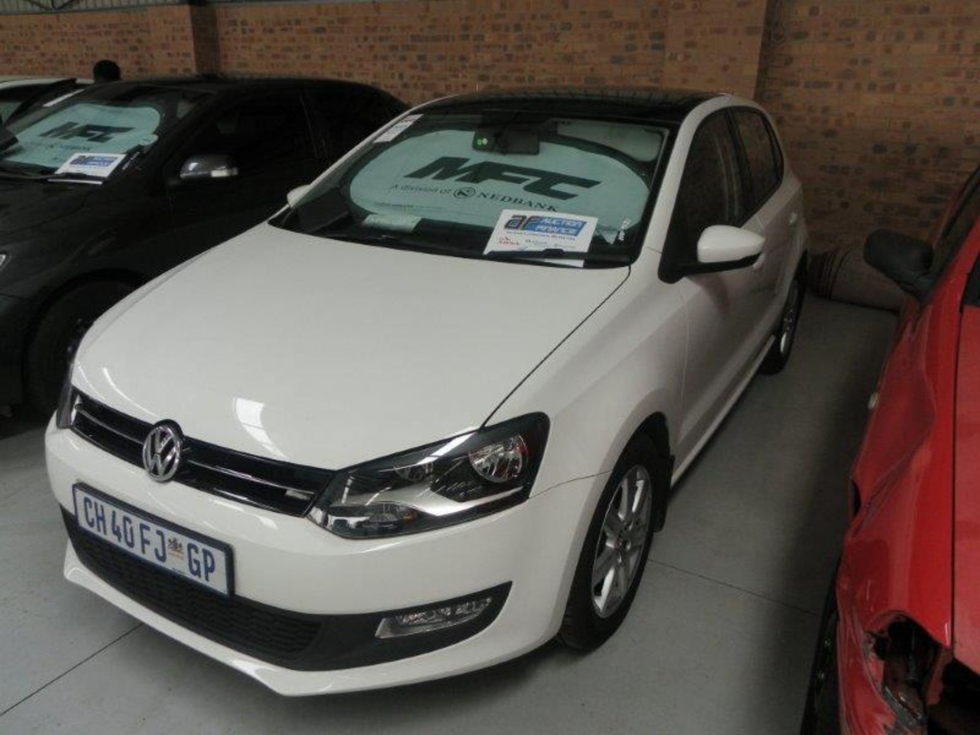 2013 CH40FJGP VW Polo 1.6 Comfortline 5 Door (Vin No: AAVZZZ6RZDU030450 )(21 611 kms) New Battery