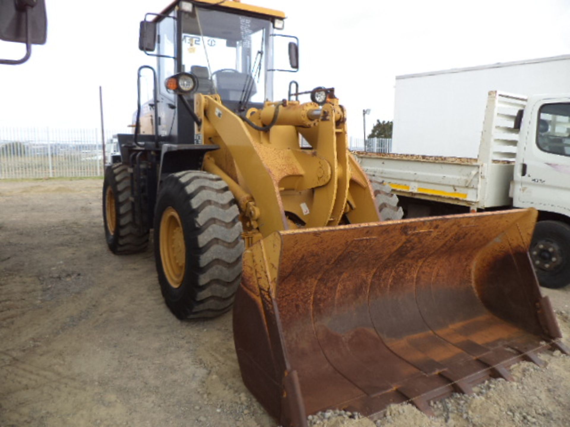 2010-11-29 FNR212EC SEM 639 Wheel Loader (S#: 164) (Hours Don't Display) - Image 2 of 5