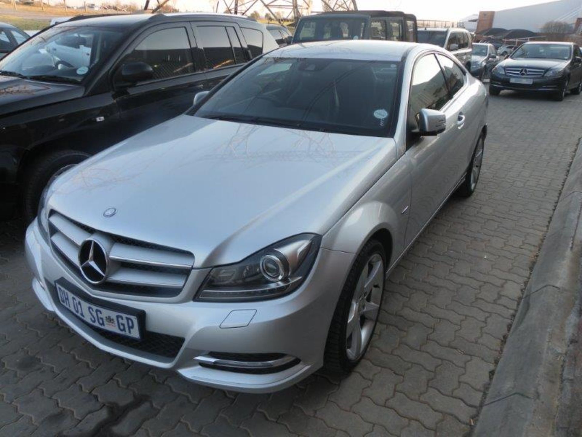 2012 DH01SGGP Mercedes-Benz C250 Blue Efficiency Coupe Auto (Vin No: WDD2043472F887709 )(Silver)( - Image 4 of 5