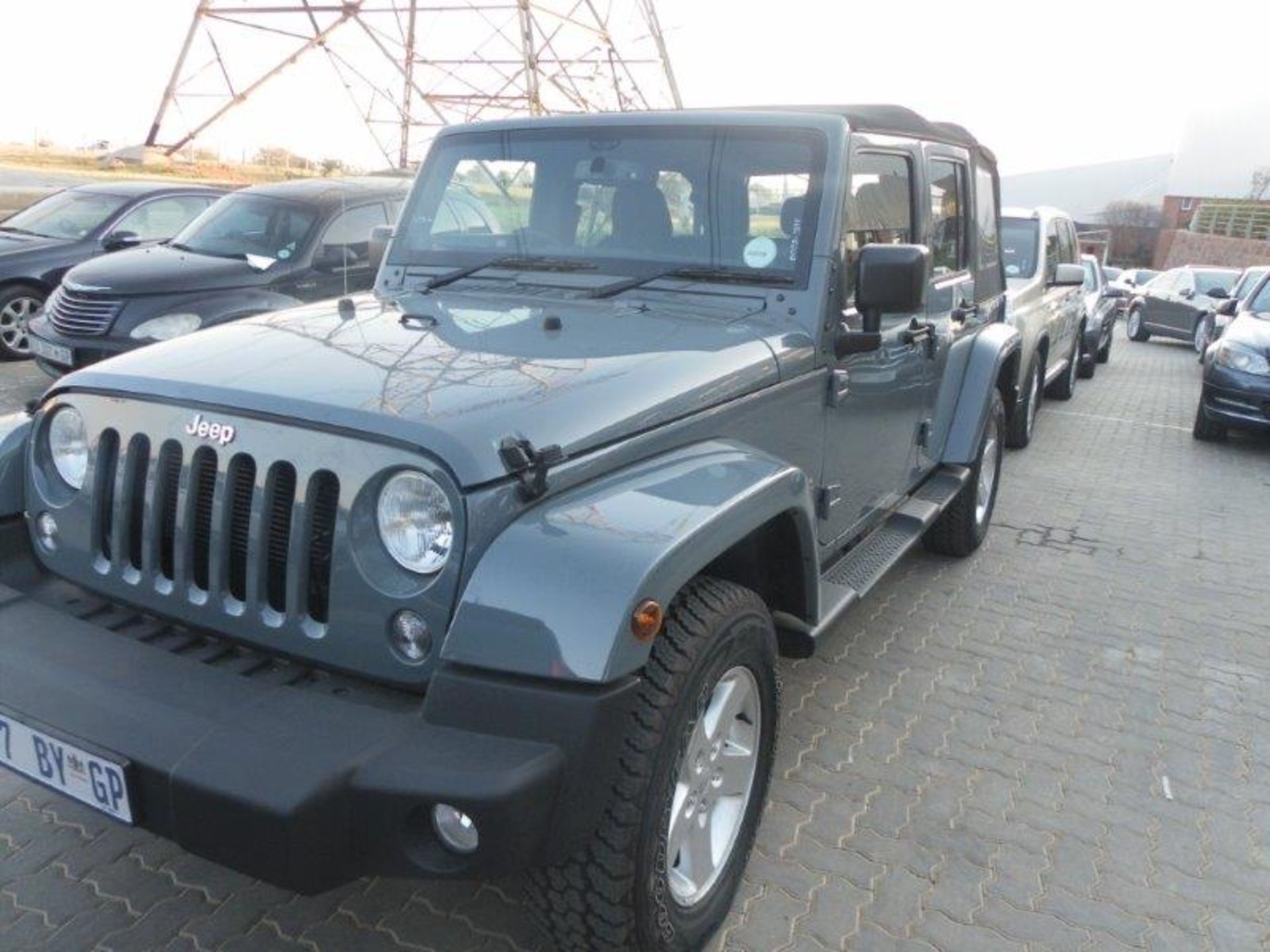 2014 DM97BYGP Jeep Wrangler V6 Sahara Unlimited Auto (Vin No: IC4BJWLG2EL321853 )(Grey)(1 938 kms)