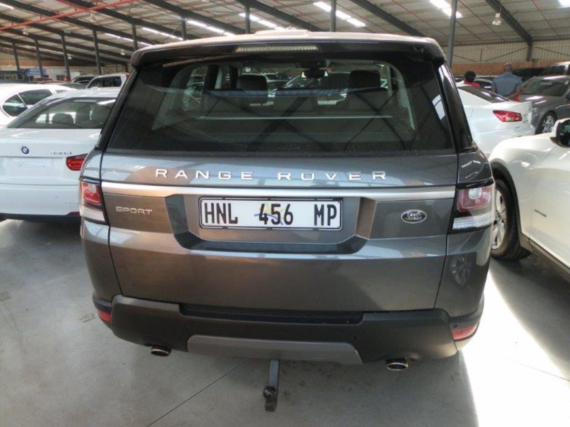 2015 HNL456MP Range Rover Sport Auto (Vin No: SALWA2FEIEA501026 )(Grey)(4 834 kms) Navigation, Black - Image 4 of 5