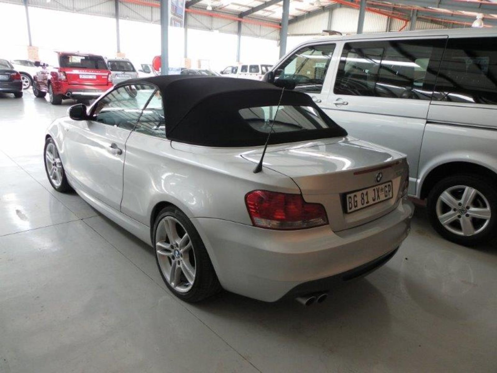 2011 BG81JXGP BMW 125i Convertible Auto (Vin No: WBAUL92040VL01168 )(Silver)(76 480 kms) Black - Image 7 of 7