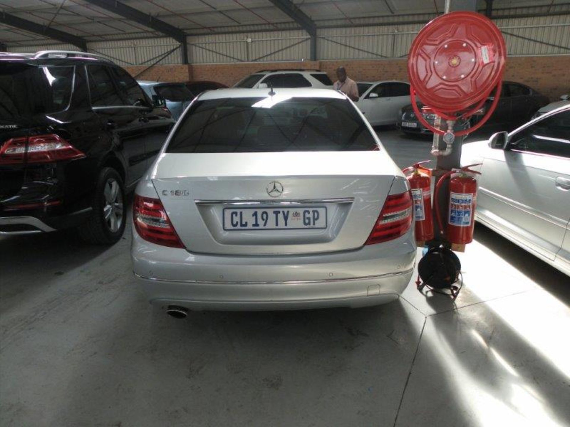 2013 CL19TYGP Mercedes-Benz C180 Avantgarde Auto (Vin No: WDD2040312R282252 )(45 843 kms) - Image 4 of 5