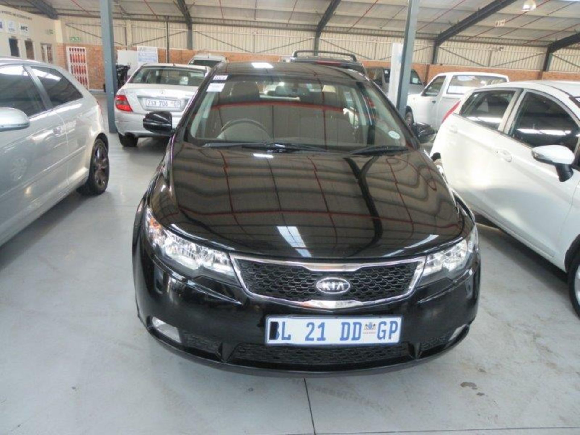 2011 BL21DDGP Kia Cerato 1.6 EX (Vin No: KNAFU411LB5323047 )(85 072 kms) - Image 2 of 3