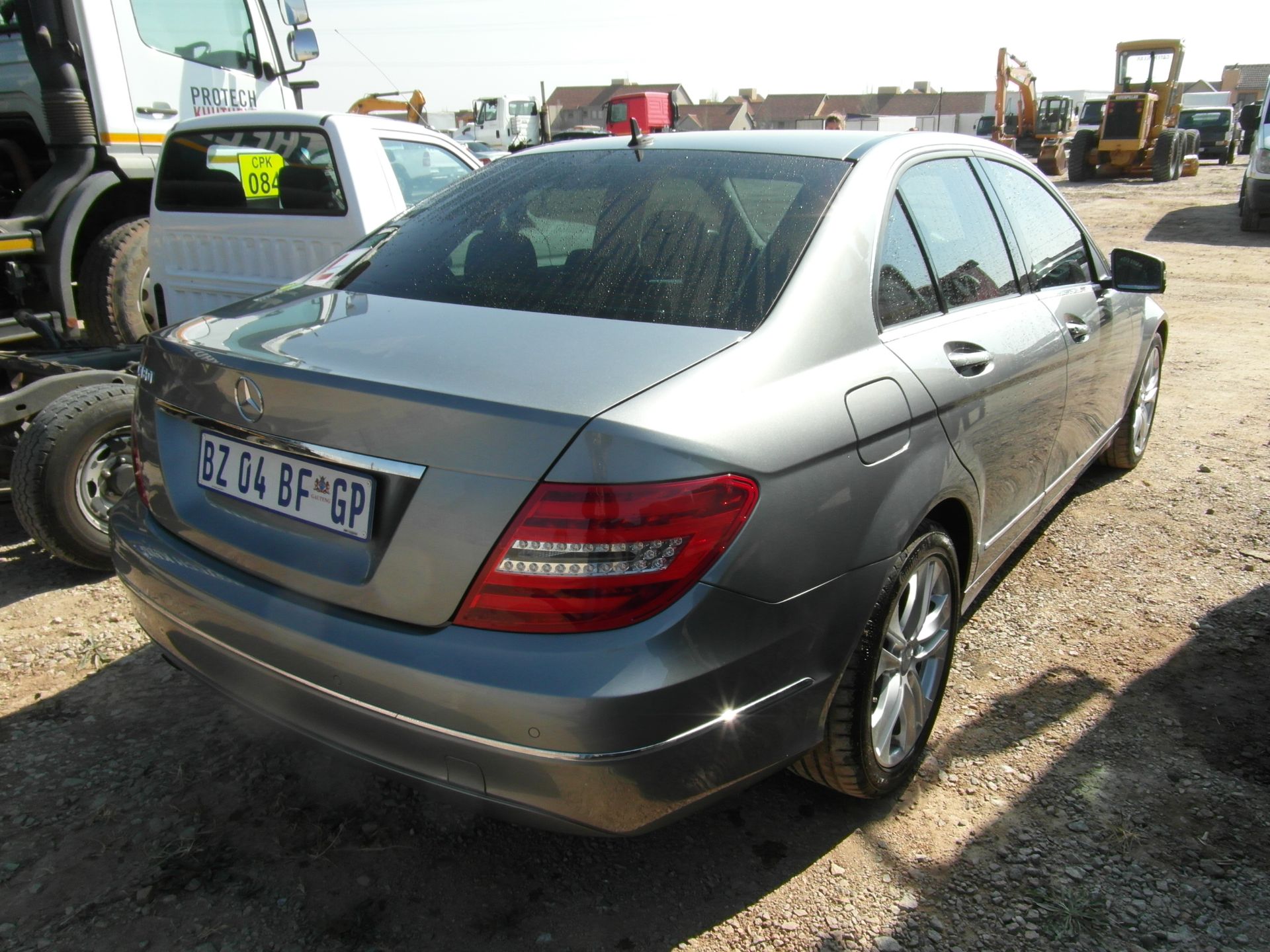 2012 BZ04BFGP Mercedes-Benz C180 (Vin No: WDD2040312R247290 )(49 739 kms) - Image 3 of 4