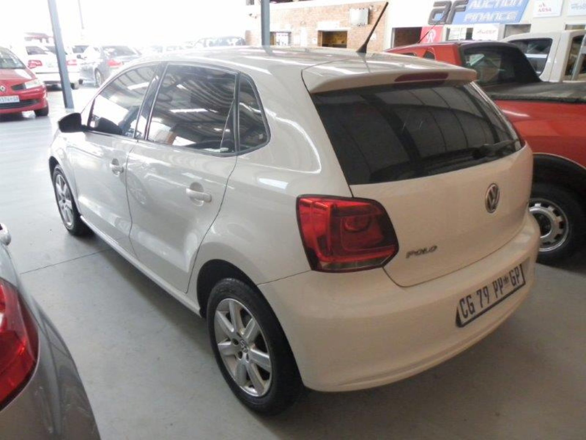 2013 CG79PPGP VW Polo 1.6 Comfortline 5dr (Vin No: AAVZZZ6RZDU014631 )(108 696 kms) Hail Damage - Image 2 of 6