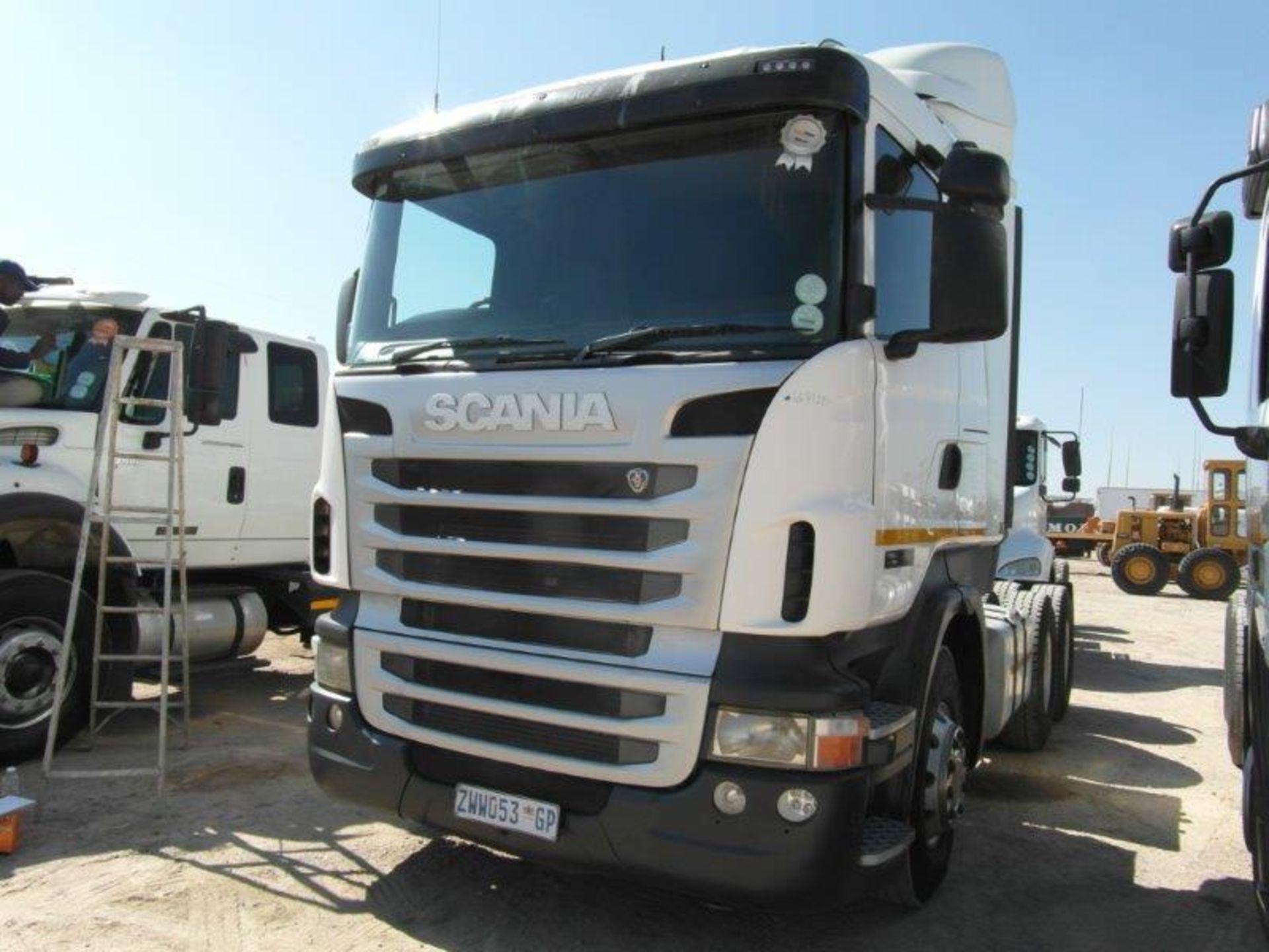 2010 ZWW053GP Scania R470 6 x 4 Mechanical Horse (Vin No: 9BSR6X40003667128 )(456 618 kms ) - Image 2 of 4