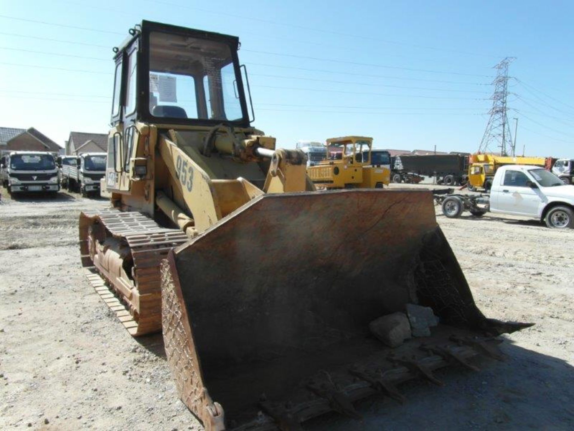 Caterpillar 953 Track Loader (S#: 20Z04174) (8 913 hrs )(No Key, Push Button Start, No Mirrors,