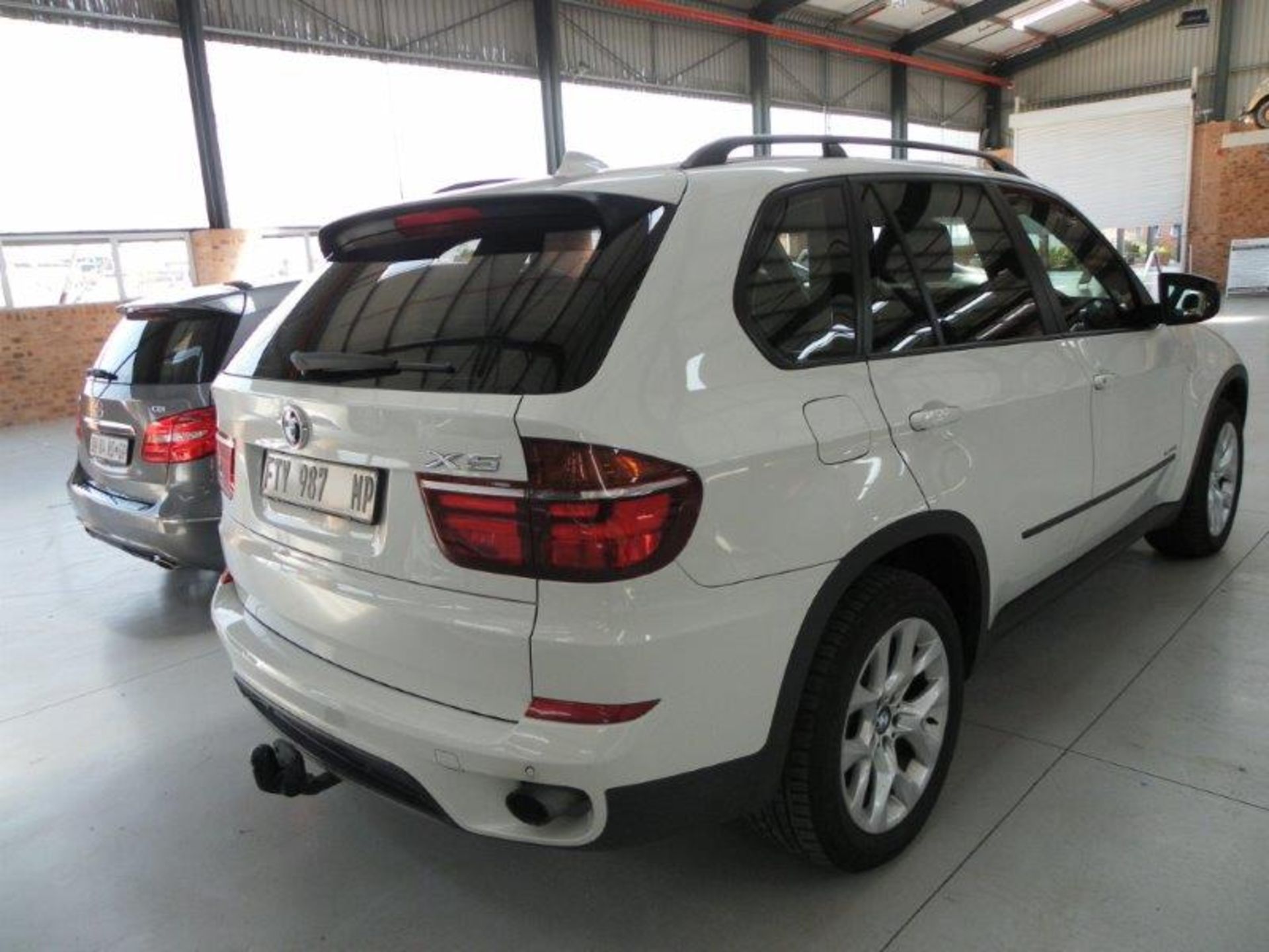 2012 FTY987MP BMW X5 X-Drive 3.0d Auto (Vin No: WBAZW420XOL795936 )(Black Leather, Rear PDC) ( - Image 3 of 3