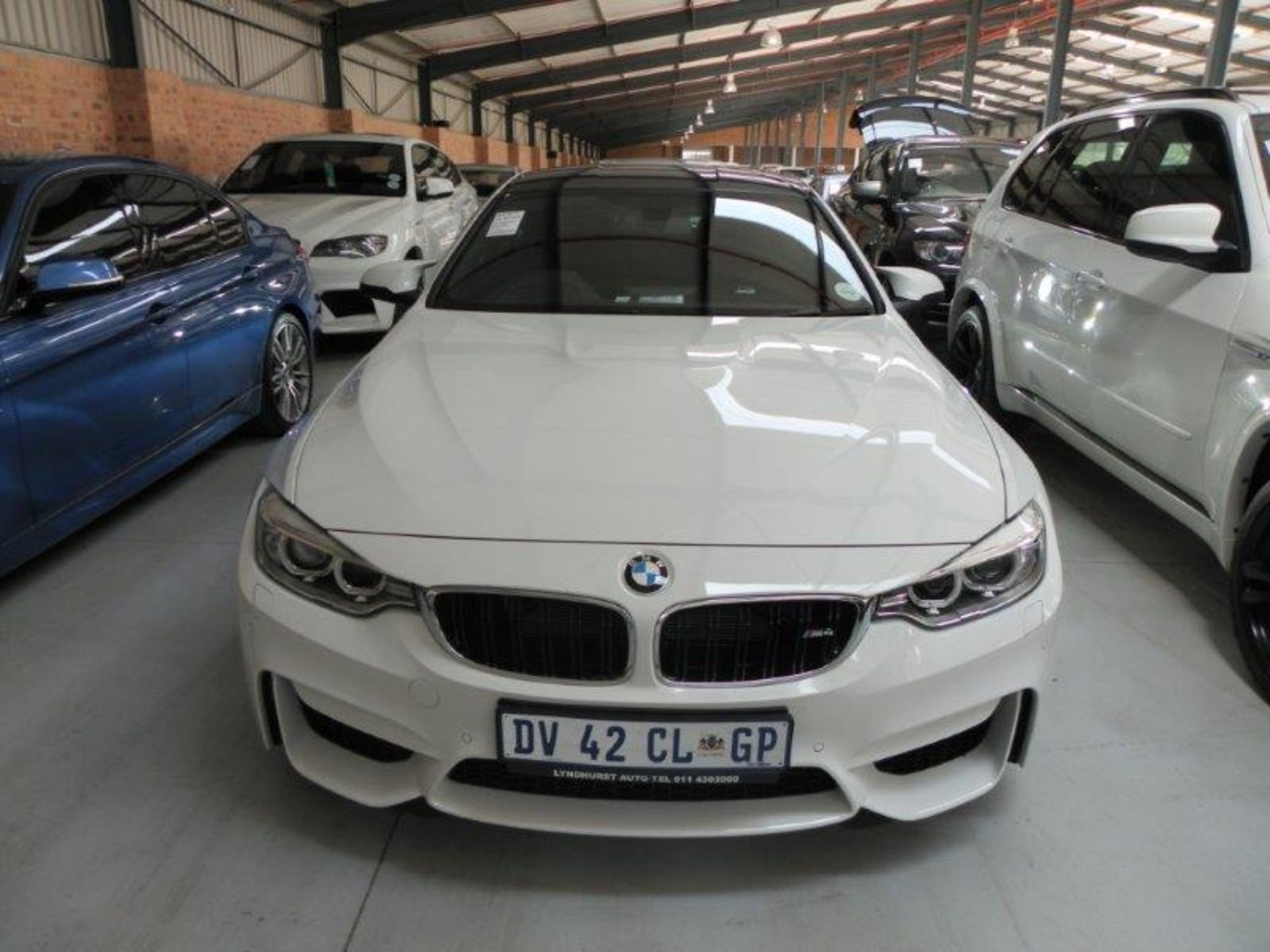 2015 DV42CLGP BMW M4 Coupe Auto (Vin No: WBS3R92050L342819 )(Black Leather, PDC) (White)(1 917 kms) - Image 2 of 3