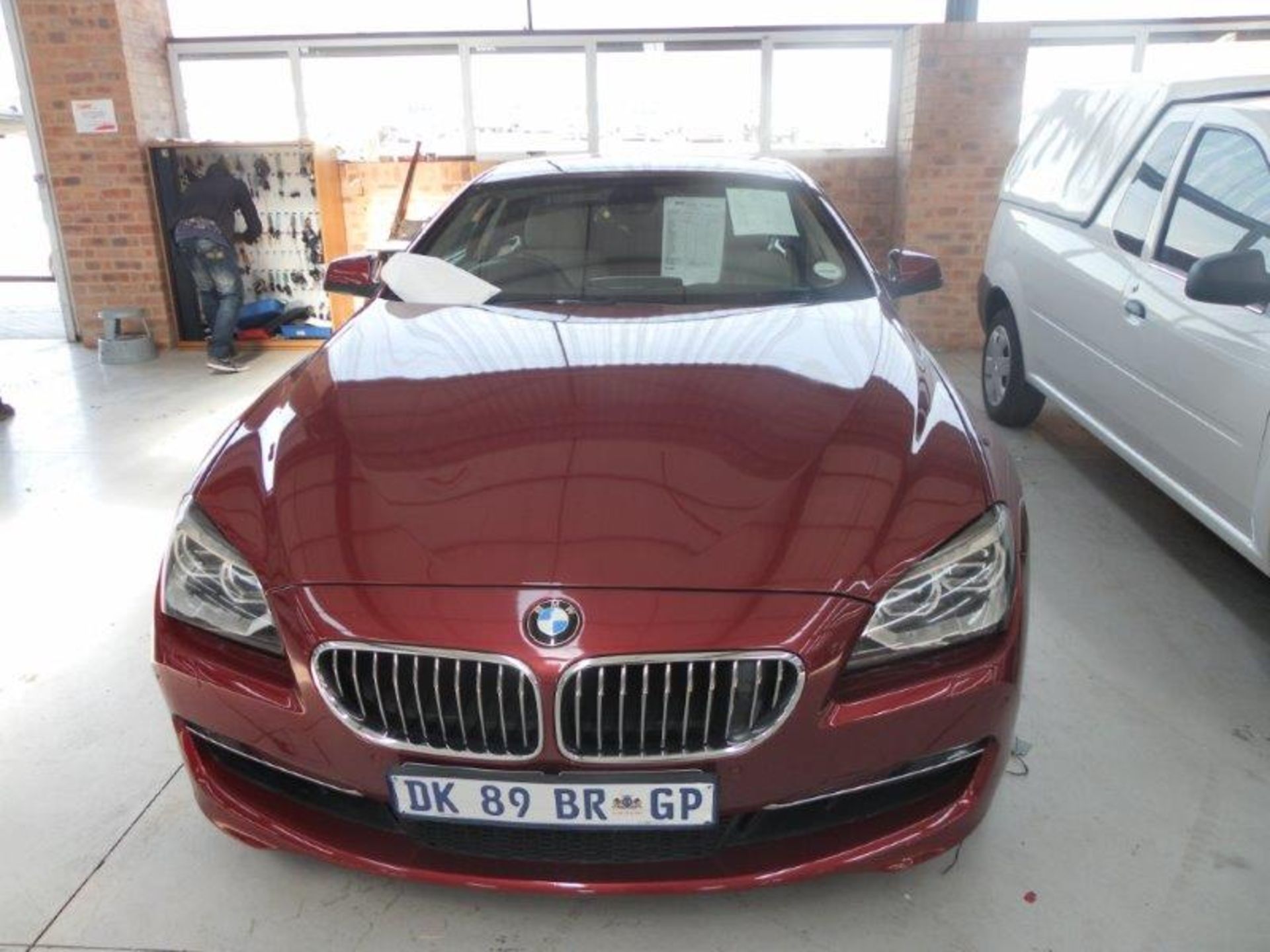 2011 DK89BRGP BMW 650I Coupe Auto (Vin No: WBALX32050C951913 )(Cream Leather, Sunroof, PDC) ( - Image 3 of 3