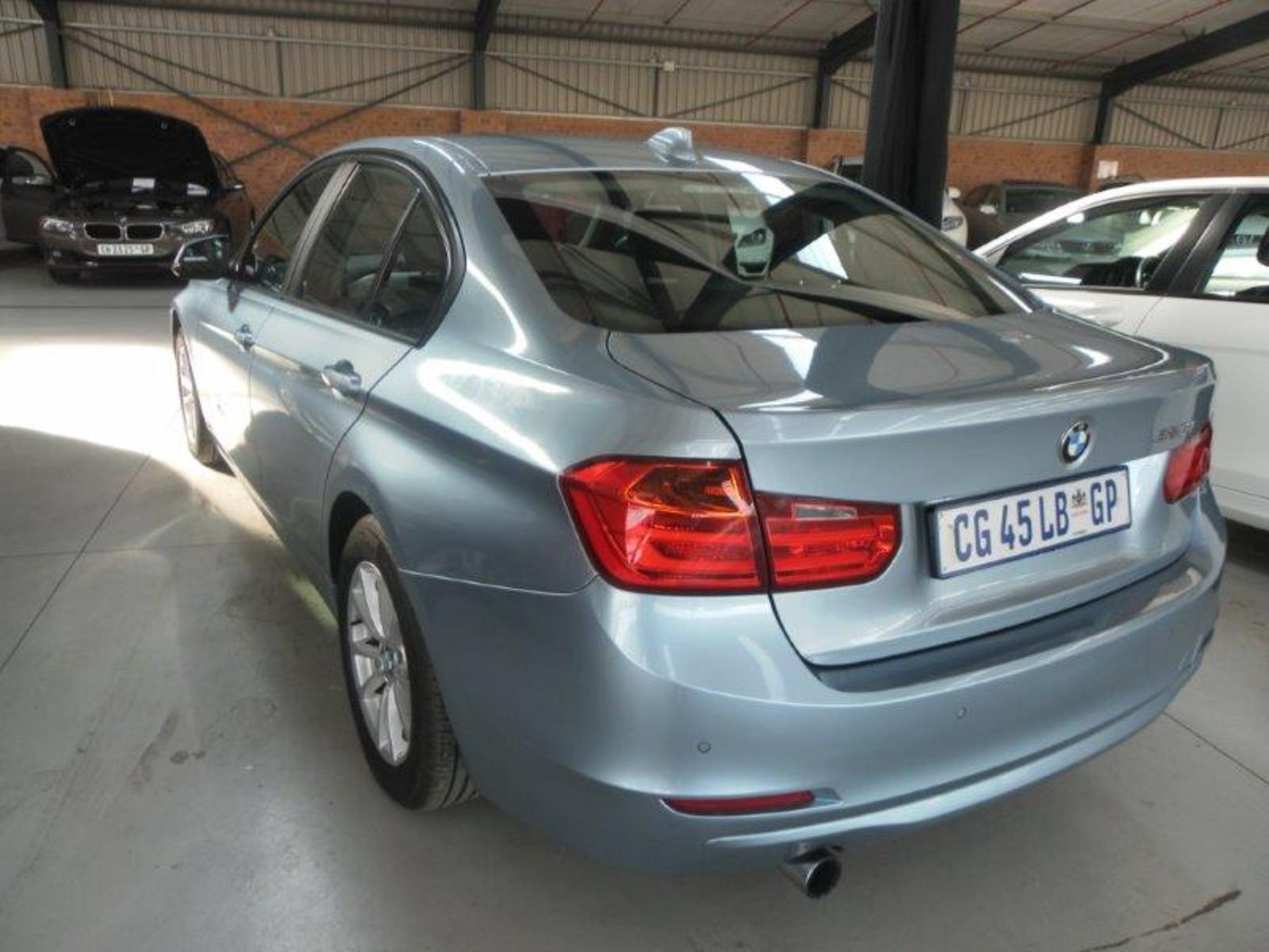 2013 CG45LBGP BMW 320i Auto (F30) (Vin No: WBA3B16040NP47671 )(Black Leather, Rear PDC) (Blue)(72 - Image 3 of 3