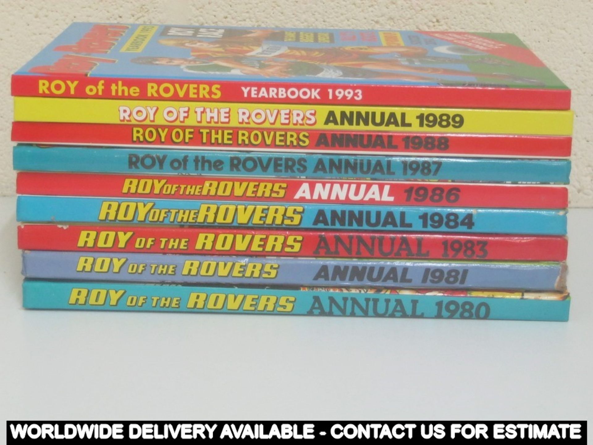 Box of 25 annuals from the 1980's - Image 5 of 5