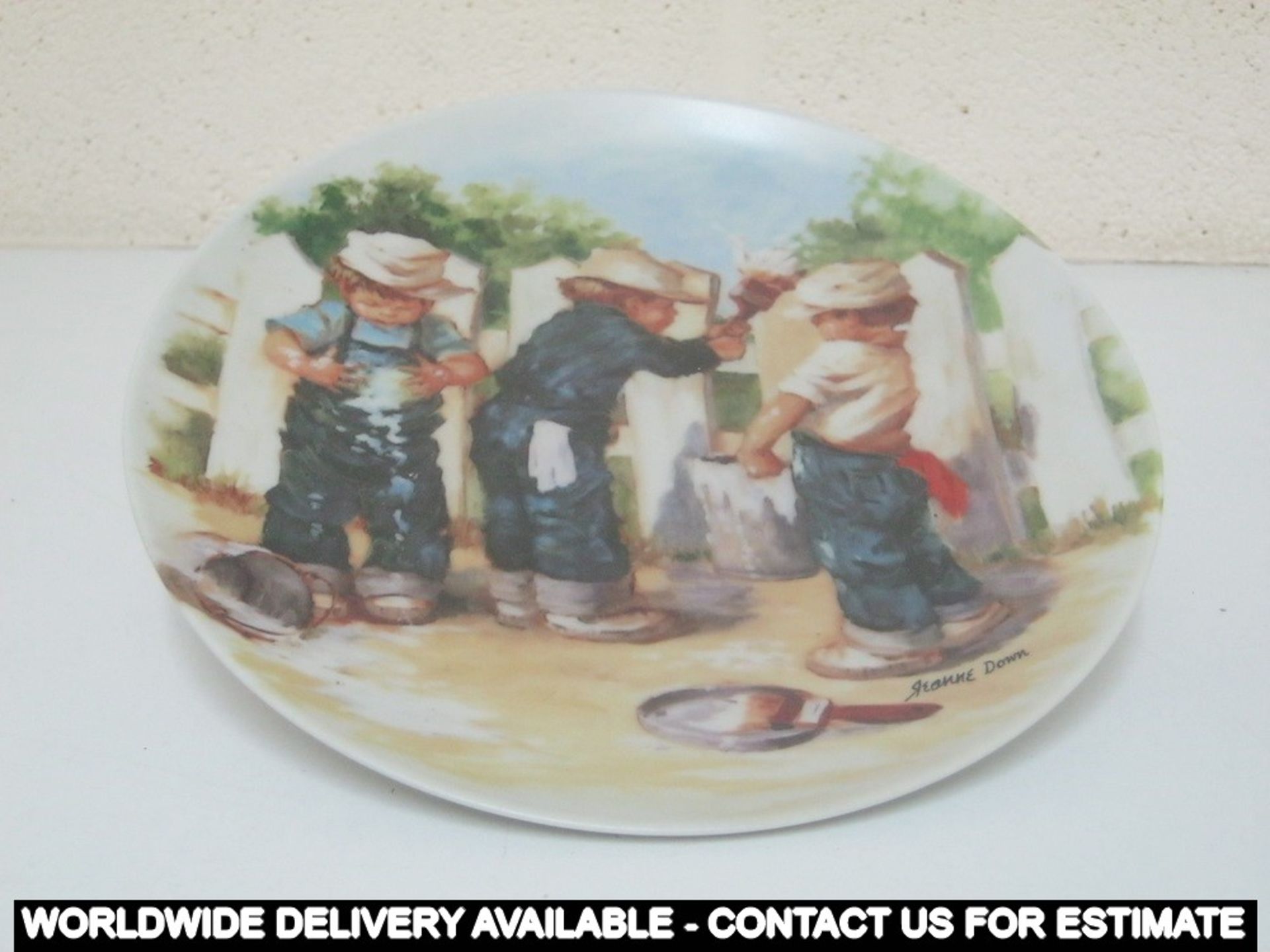 Jeanne Downs "Friends I Remember" - set of five plates - Image 3 of 5