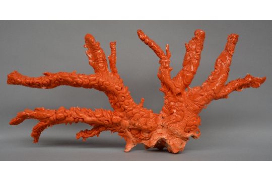 An exceptional Chinese red coral scupture depicting a genrescene, H 28 - W 59,5 cm - Weight: ca. - Image 3 of 6