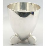 Champagnerkühler, 2. Hälfte 20. Jh., Silber 800, auf 3 scheibenförmigen Füßen,helmförmiger Korpus,