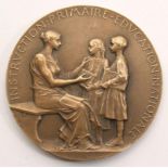 Bronze-Medaille, Oscar Roty, Paris 1846 - 1911, runde, beidseitig dekorierte Form,Schauseite mit