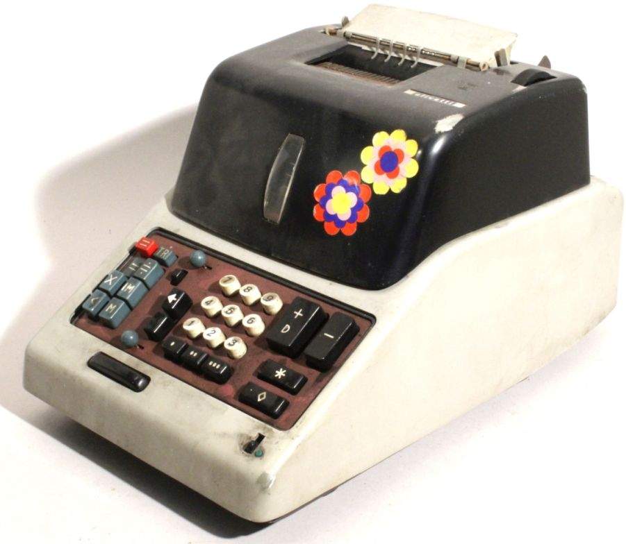 Rechenmaschine, "Olivetti", elektrisch, 25 x 24 x 43 cm, Funktion und Vollständigkeitnicht