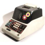 Rechenmaschine, "Olivetti", elektrisch, 25 x 24 x 43 cm, Funktion und Vollständigkeitnicht