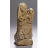 Stein-Plastik, "Maria mit Kind",  wohl dt., 15. Jh. oder früher, auf kleiner Plinthestehende