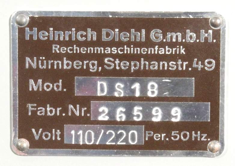 Rechenmaschine, "Diehl", elektrisch, 21 x 47 x 36 cm, Funktion und Vollständigkeit nichtgeprüft, - Image 2 of 2