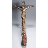 Holzkreuz mit Corpus Christi und Magdalena, wohl süddt., 17./18. Jh., schlichtes, flachesKreuz,