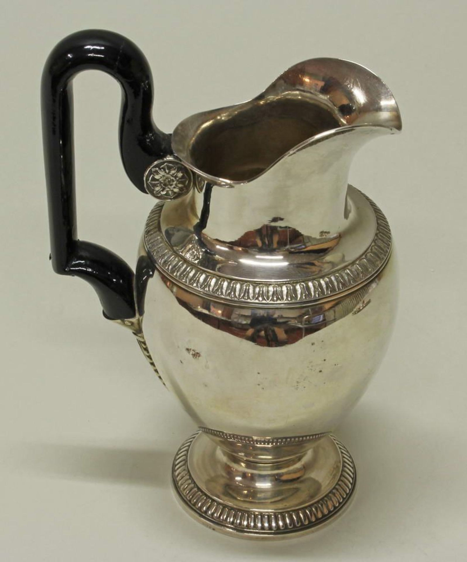 Reserve: 100 EUR        Sahnegießer, Silber, Schweiz, Bern, um 1830-1850, Rehfues & Cie., Stand