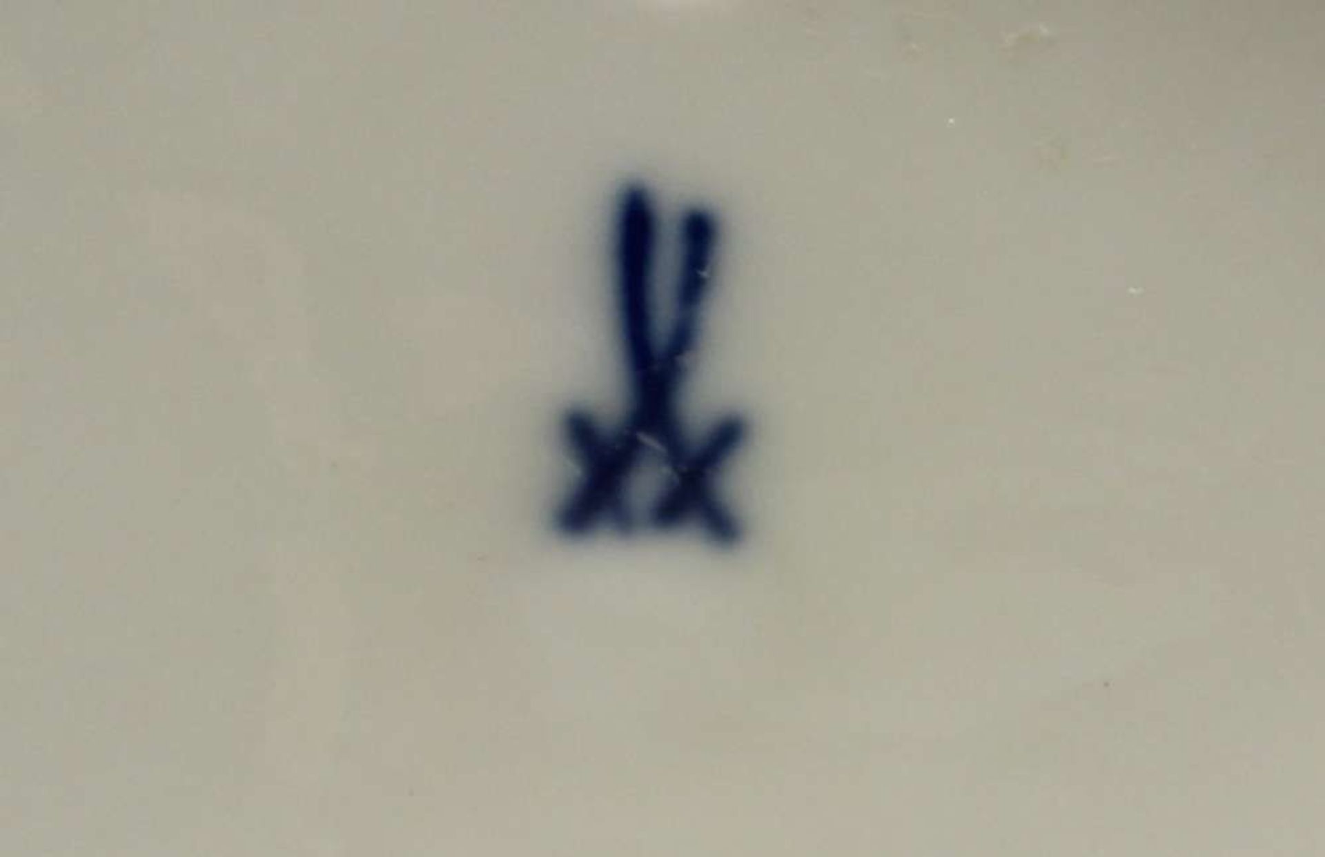 Reserve: 1600 EUR        Porzellangruppe, "Gärtnergruppe", Meissen, Schwertermarke, 1. Wahl, - Image 8 of 8