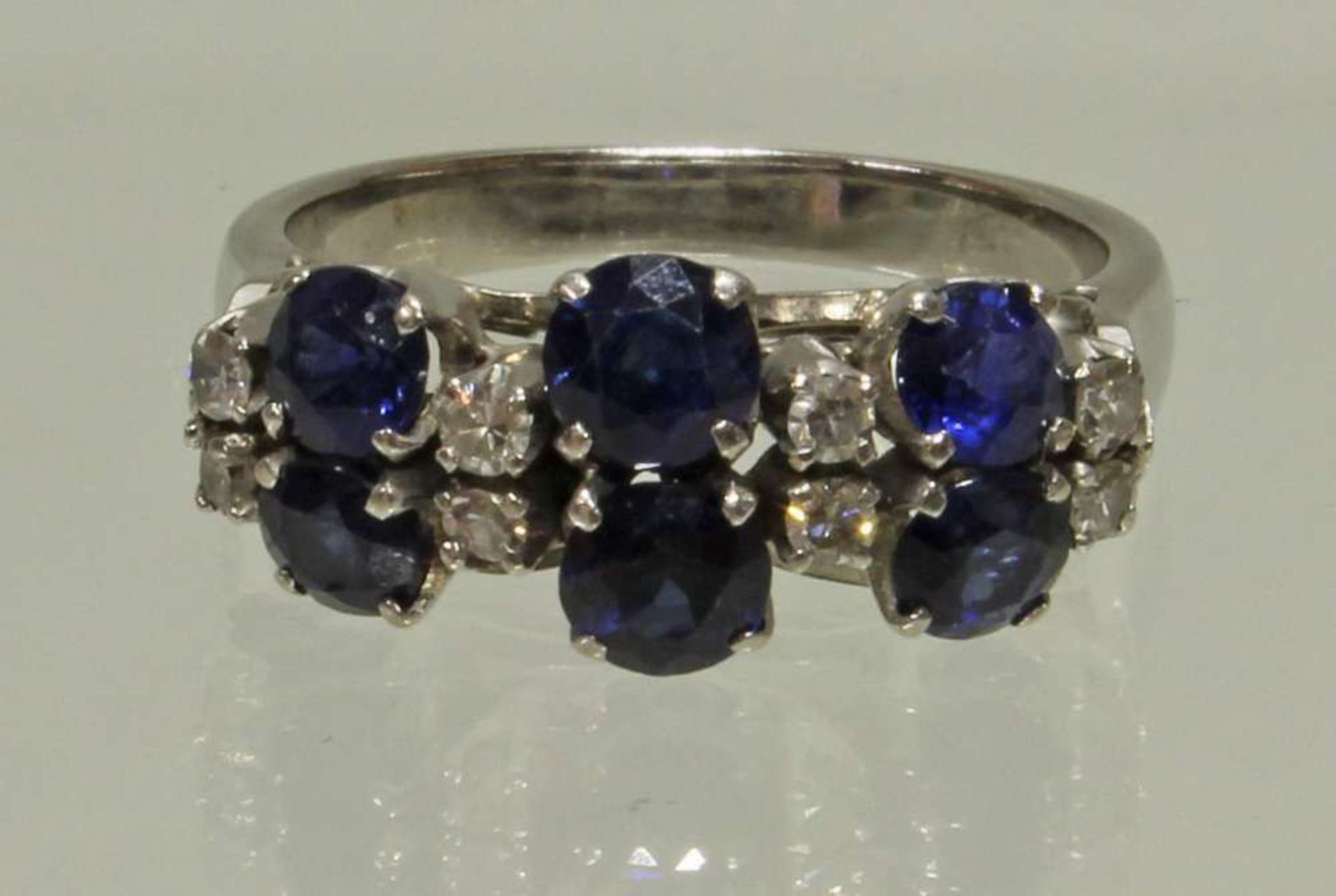 Reserve: 180 EUR        Ring, WG 333, 6 runde facettierte Saphire, 8 Achtkant-Diamanten zus. ca. 0. - Image 2 of 2