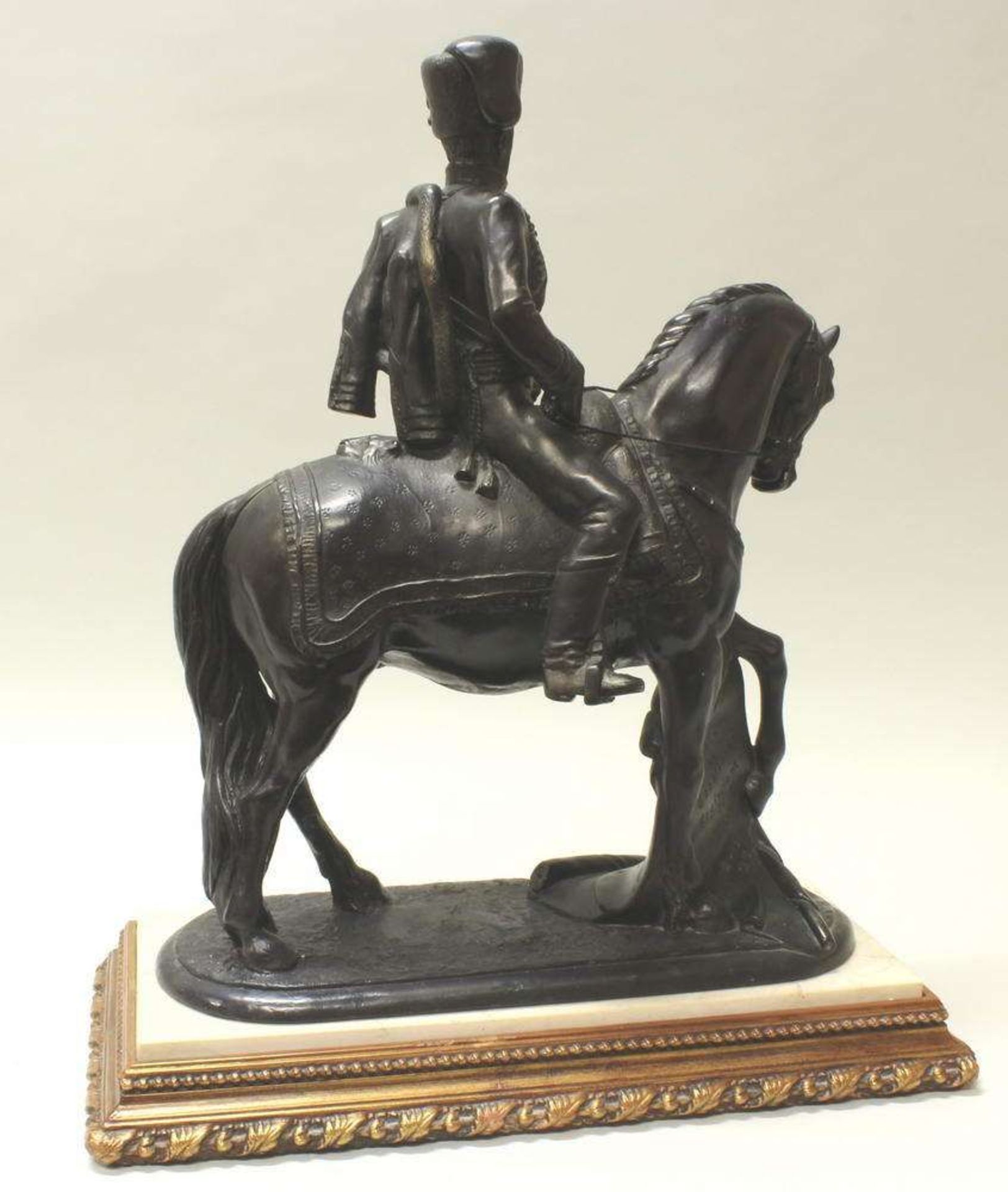 Reserve: 1600 EUR        Bronze, schwarzbraun patiniert, "Ungarischer Husar zu Pferd", auf dem - Image 5 of 6