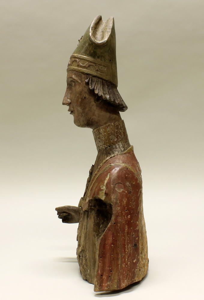 Reserve: 480 EUR        Skulptur, Holz geschnitzt, "Halbfigur eines Bischofs", um 1500, Fragment, - Image 6 of 14
