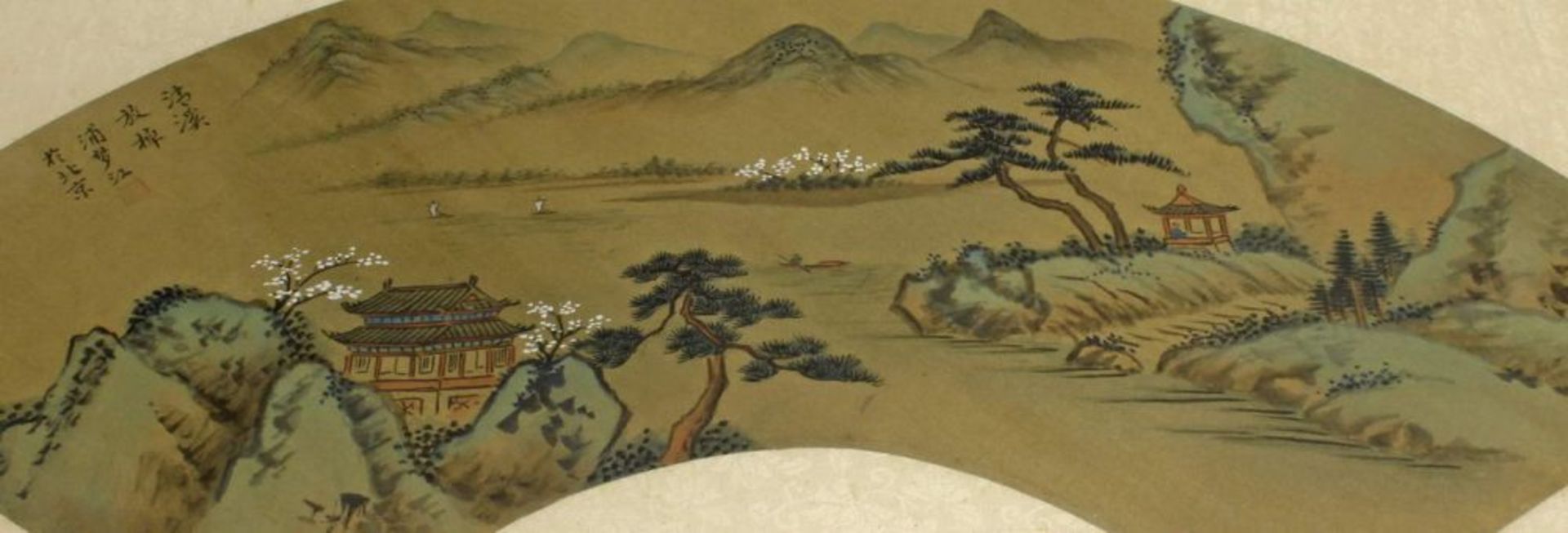 Reserve: 60 EUR        Fächerbild, "Landschaft", China, 20. Jh., Farbe auf Seide, 51 x 24 cm, - Image 3 of 4