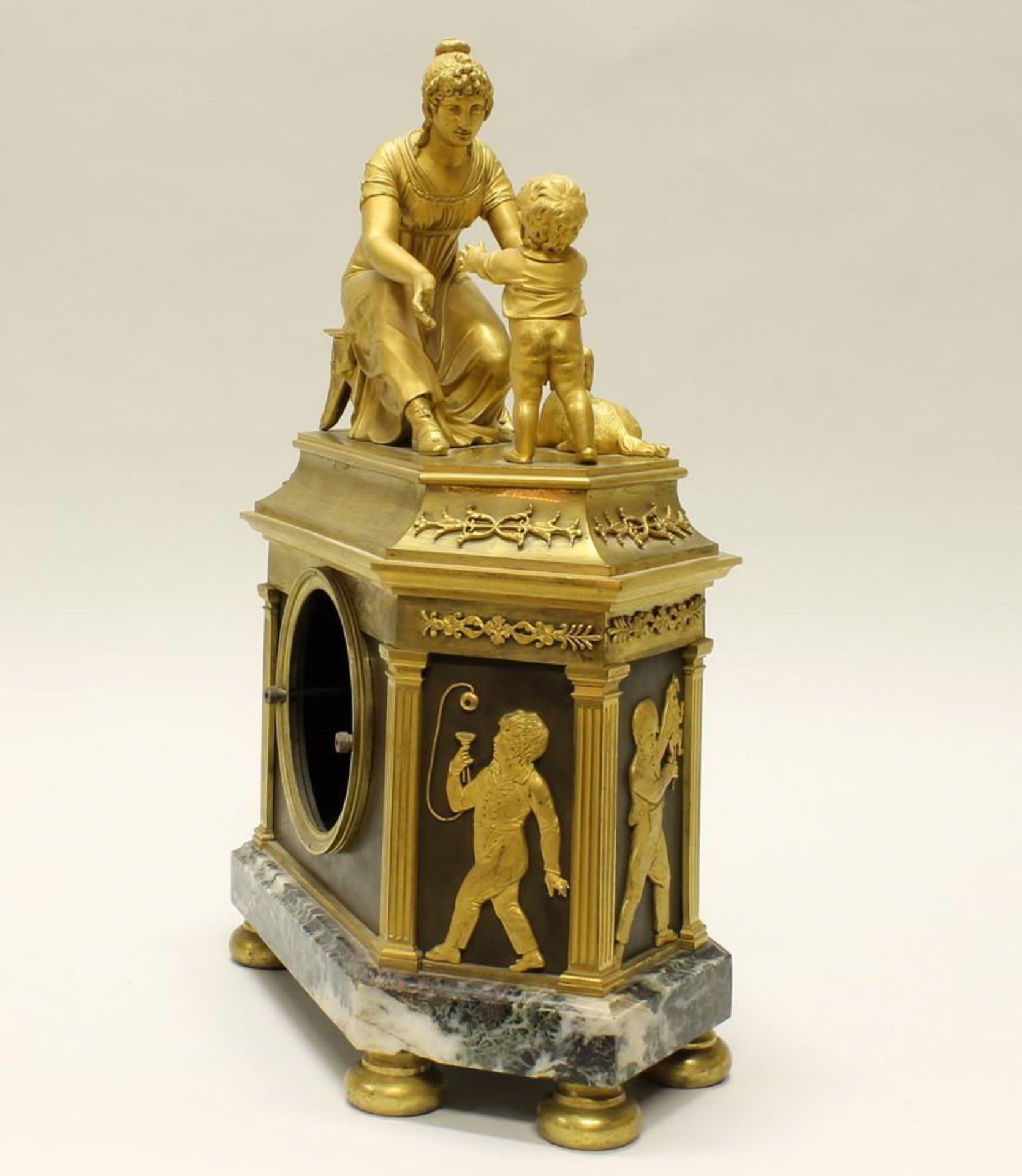 Reserve: 2000 EUR        Figurenpendule, "Glückliche Kindheit", Empire, Paris, um 1800, - Image 7 of 16