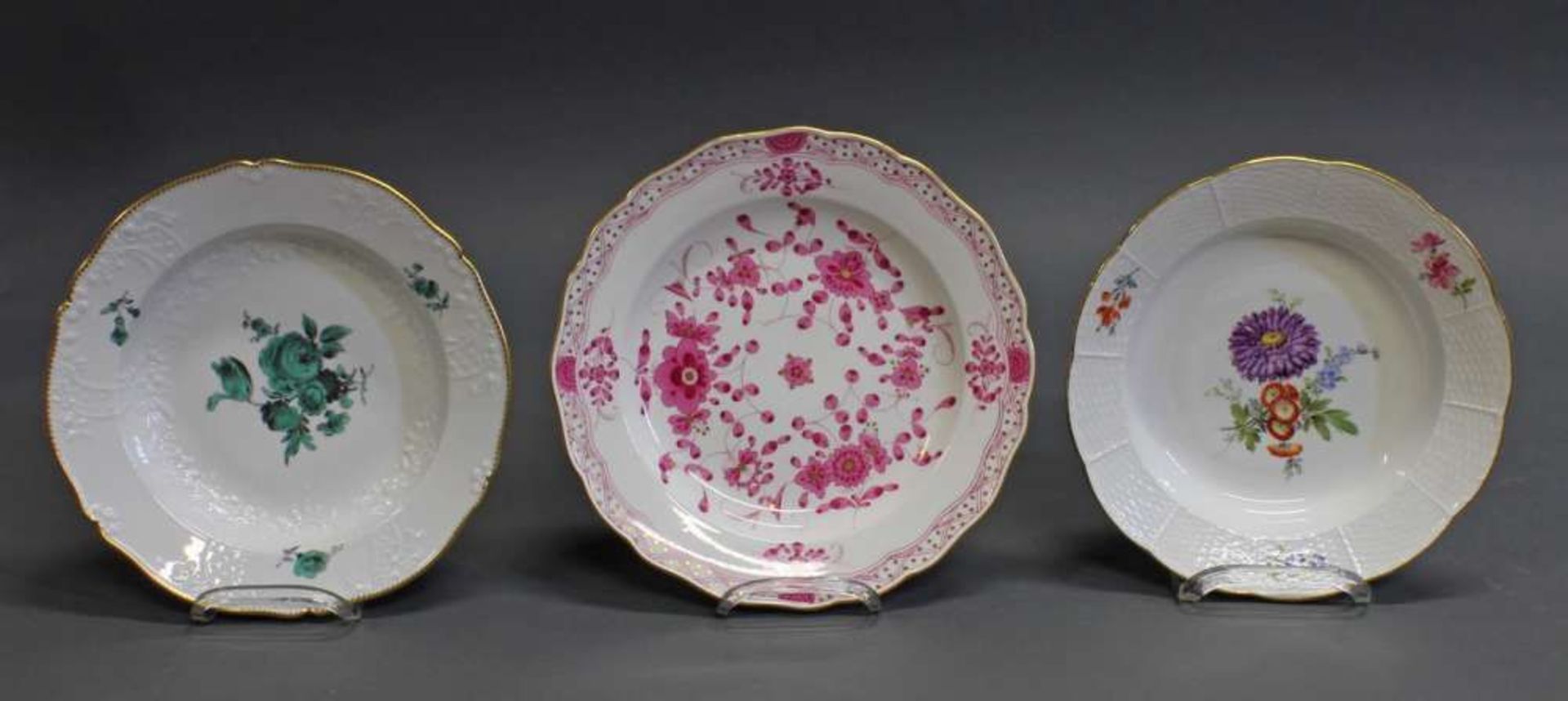 Reserve: 120 EUR        Teller, Meissen, Schwertermarke, 1850-1924, 1. Wahl, indische Malerei,