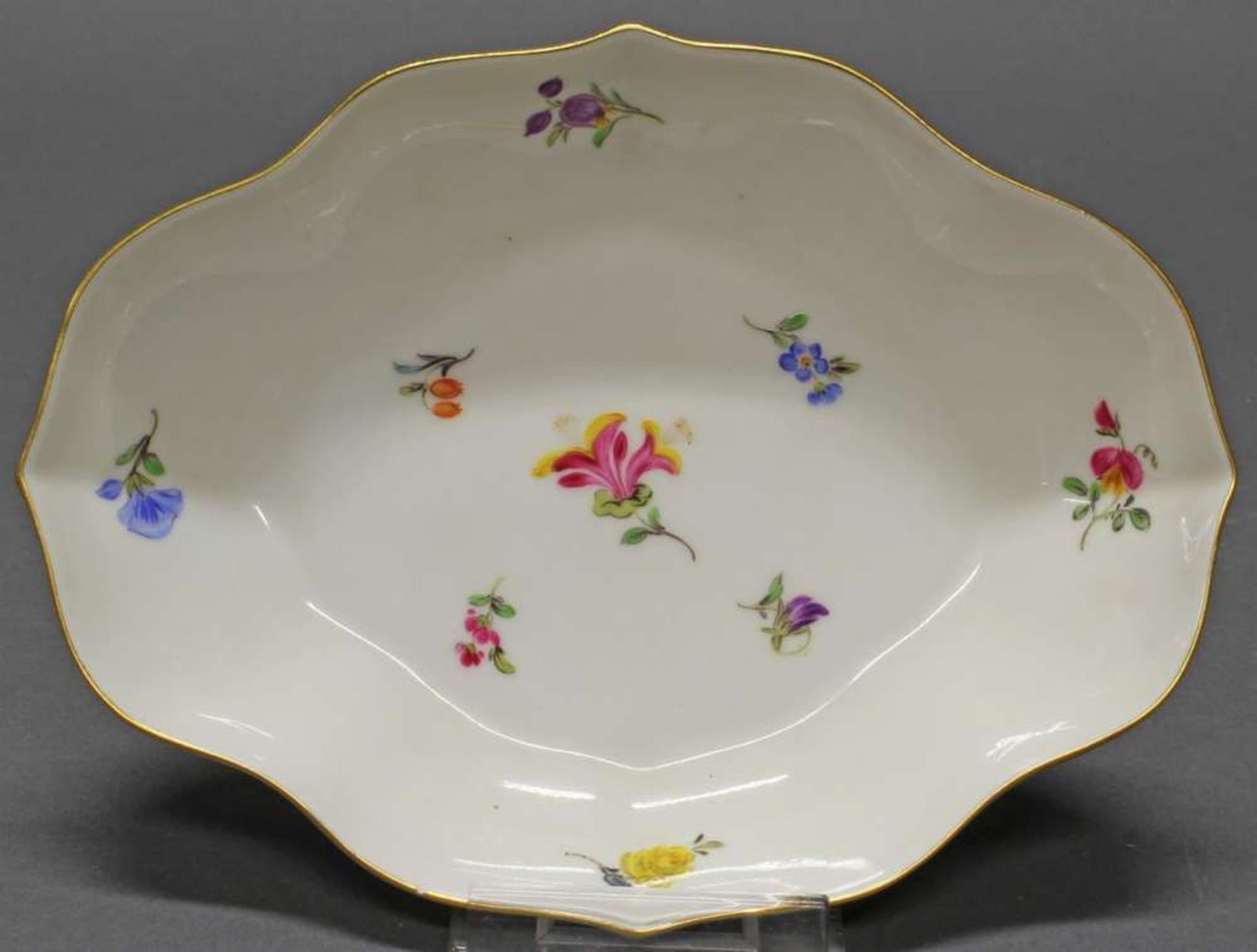 Reserve: 30 EUR        Schälchen, Meissen, Schwertermarke, 2. Wahl, gestreute Blümchen, bunt, - Image 2 of 4