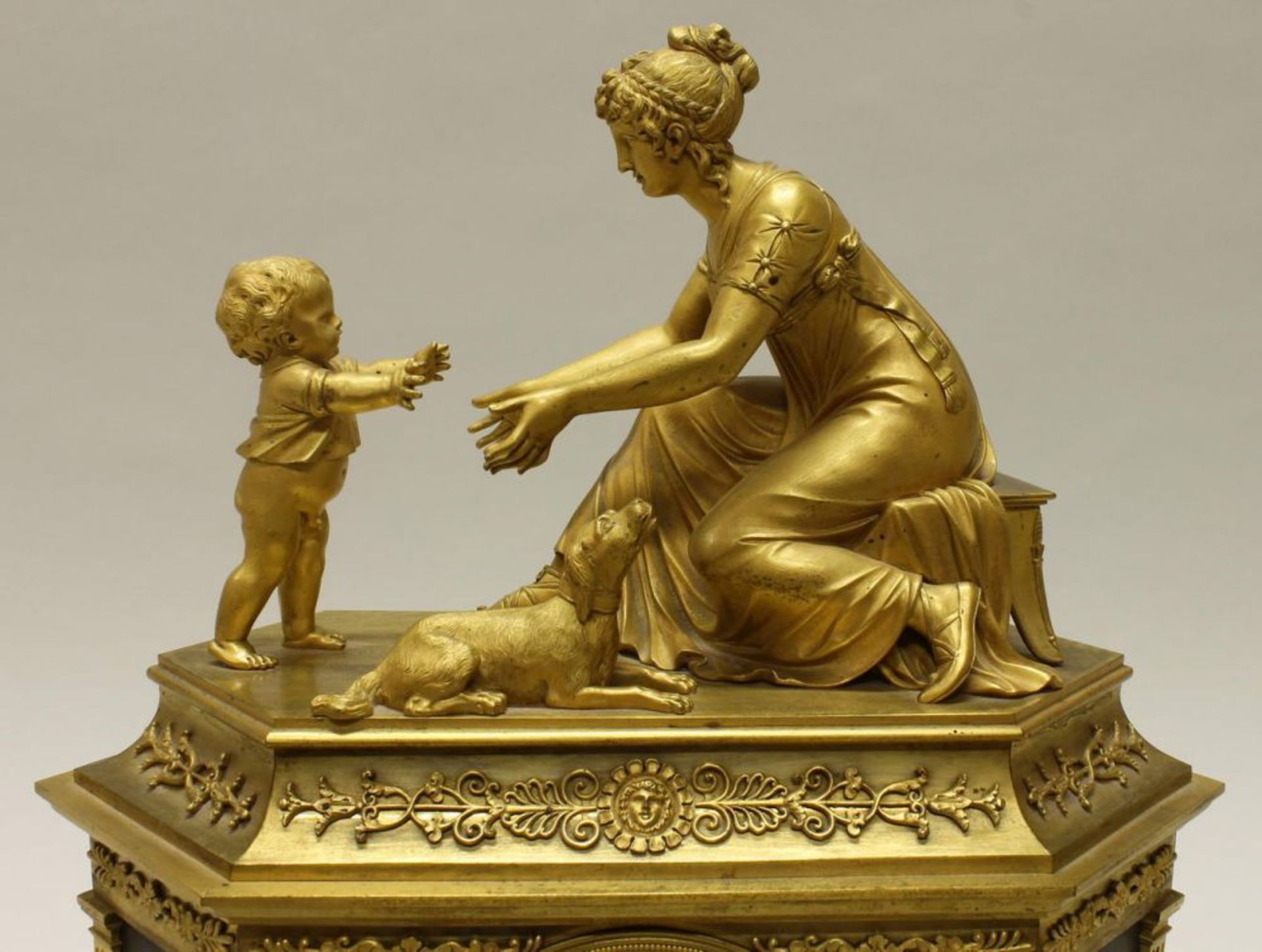 Reserve: 2000 EUR        Figurenpendule, "Glückliche Kindheit", Empire, Paris, um 1800, - Image 15 of 16