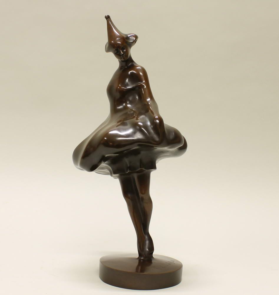 Reserve: 300 EUR        Bronze, braun patiniert, "Ballerina", bezeichnet auf dem flachen Sockel E. - Image 2 of 8