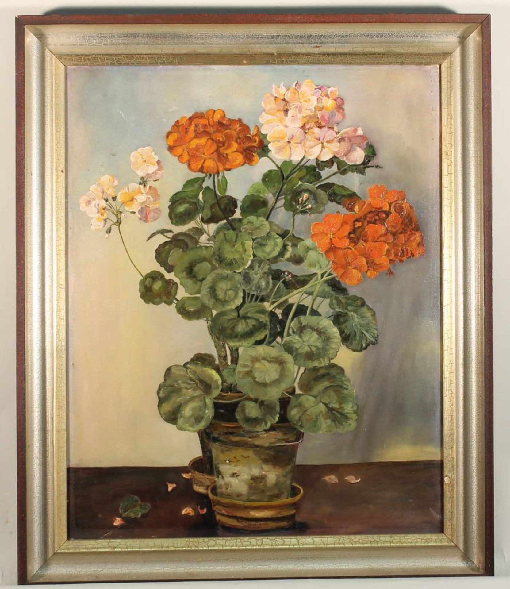 Reserve: 150 EUR        Deutscher Maler (um 1920), "Geranien im Blumentopf", Öl auf Leinwand, 50 x - Image 4 of 6